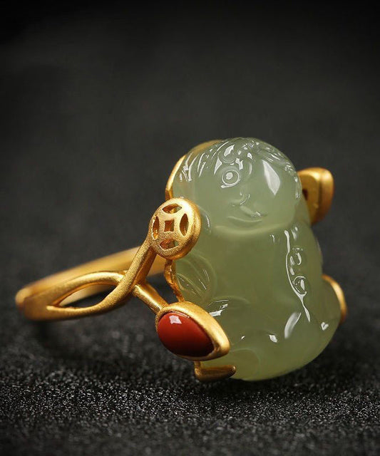 Bague élégante en argent sterling vert surdoré avec jade, un animal sauvage mythique QI079