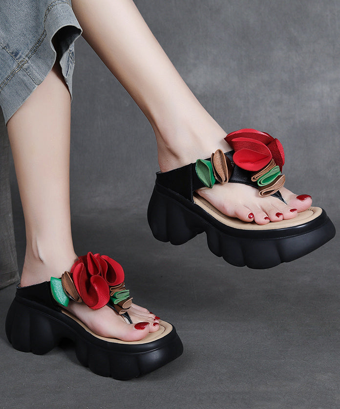 Tongs confortables à plateforme et imprimé floral, noires et fausses