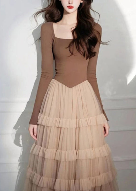 Robe longue en tulle à col patchwork, élégante et carrée, style café