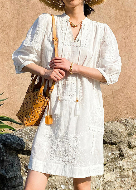 Robe creuse en coton avec poches au cou, élégante, manches en V, blanche
