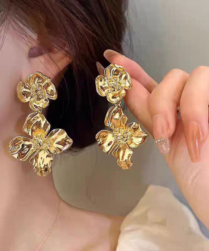Boucles d'oreilles à tige style ancien floral en or