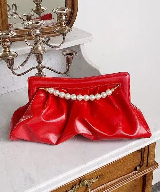 Fashionable Versatile Red Pleated Pearl Handbag GG069