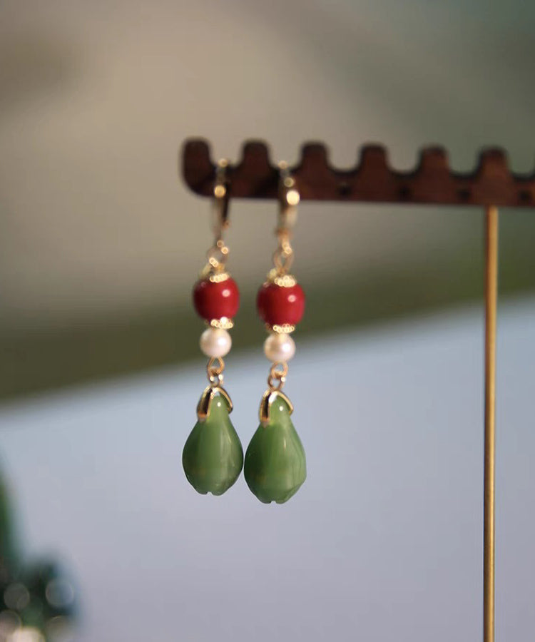 Boucles d'oreilles pendantes en argent sterling avec motif orchidée en jade surdoré GH1046