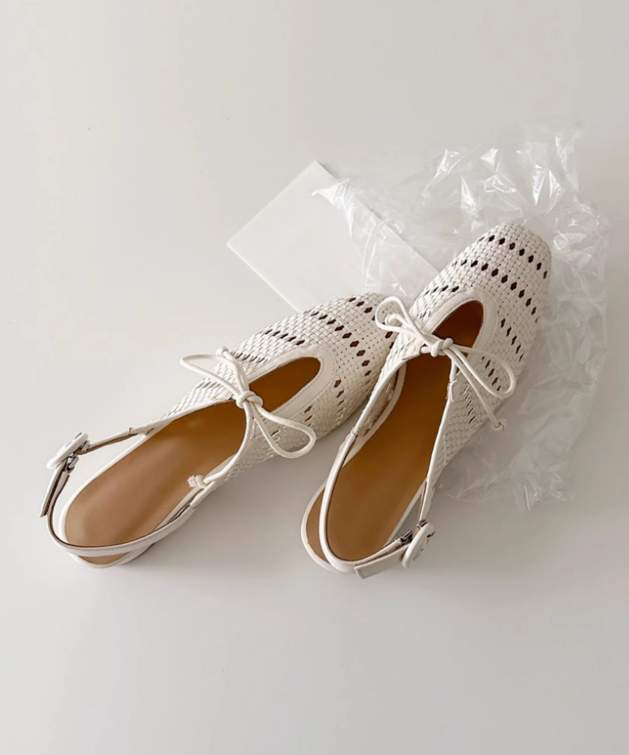 Out Hollow French Bow Beige Sheepskin Sandals Splicing