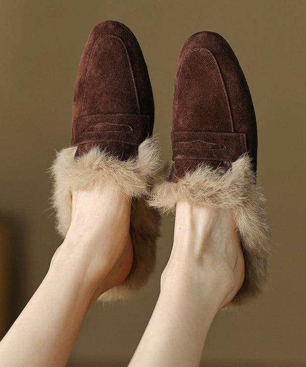 Chaussons en daim marron français doublés de laine YC011