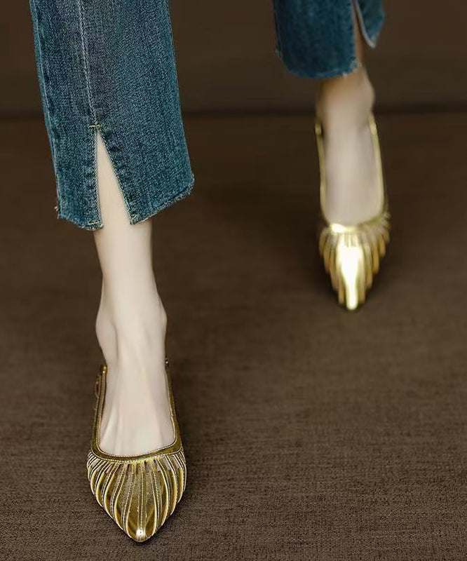 Sandales pointues en cuir de vache doré à bout épais et creux