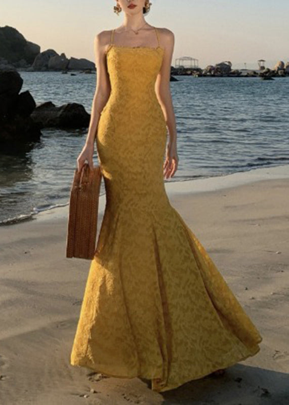 Robe longue à bretelles spaghetti jaune à imprimé queue de poisson