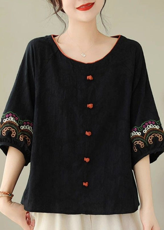 Hauts à manches mi-longues faits main en patchwork de broderies noires