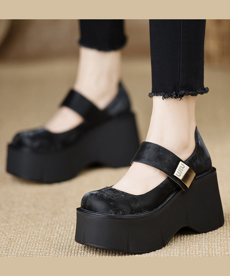 Talons hauts compensés faits main avec boucle et sangle en soie noire YC028