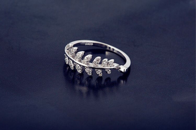 Ring Open Leaf Sterling Rhinestone Silver
