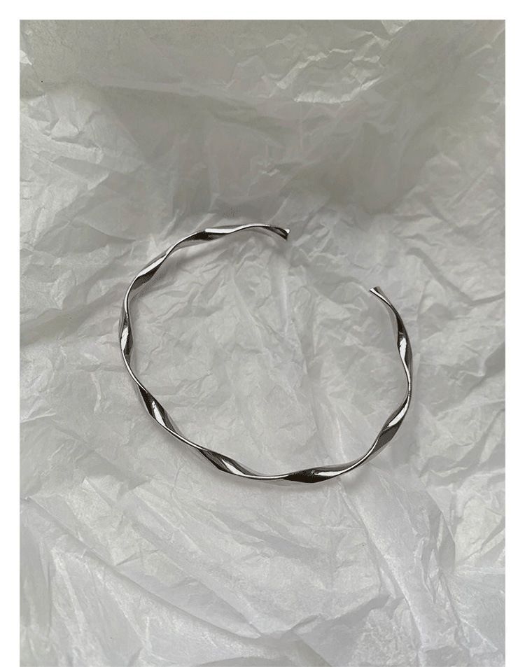 Bangle Silver Twisted Sterling Open