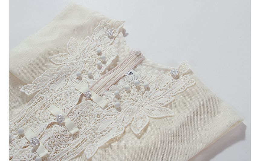 Sleeveless A-Line Lace Dress