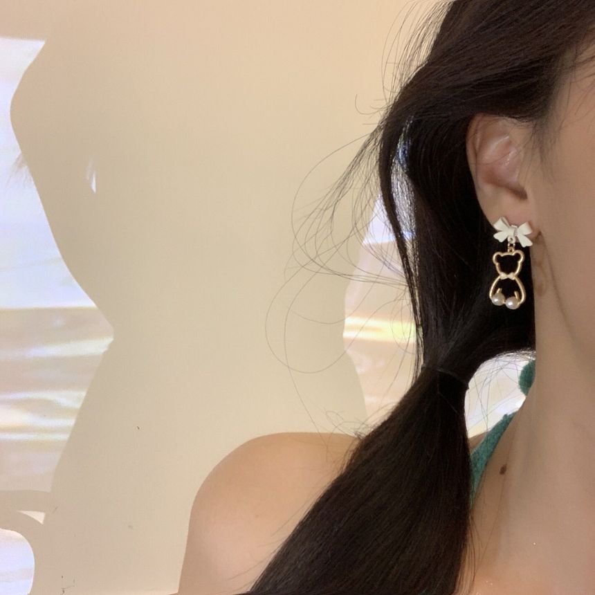 Bear Dangle Earring Alloy