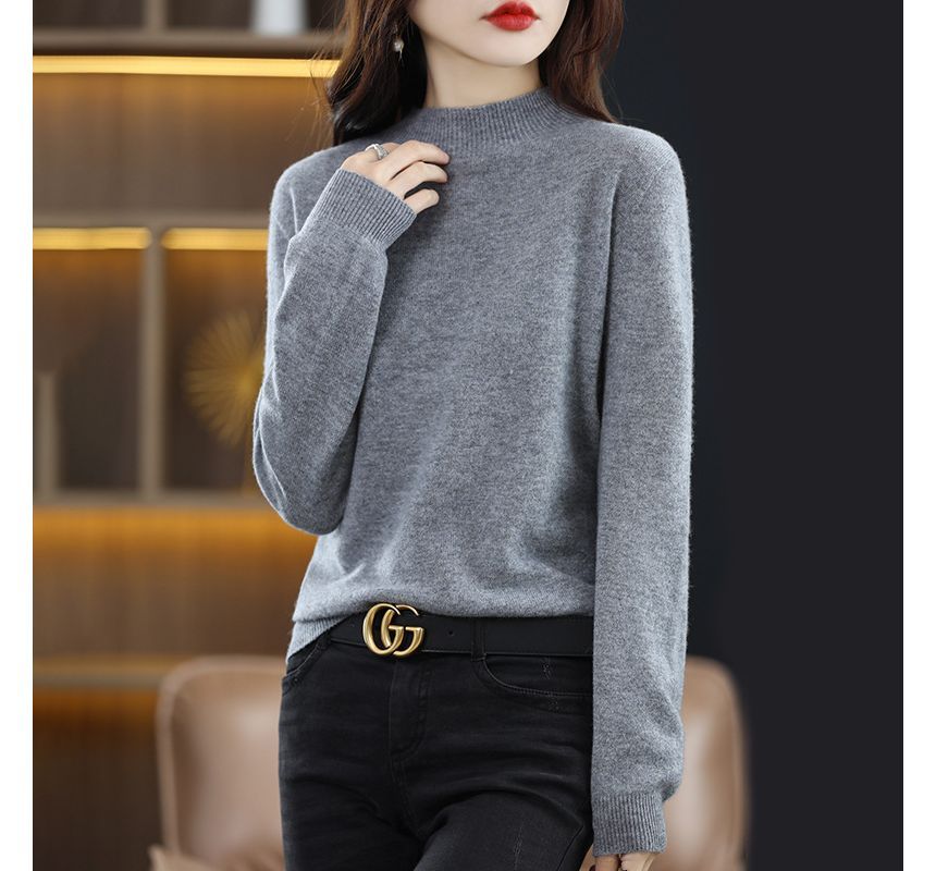Long-Sleeve Mock Neck Plain Woolen Knit Top