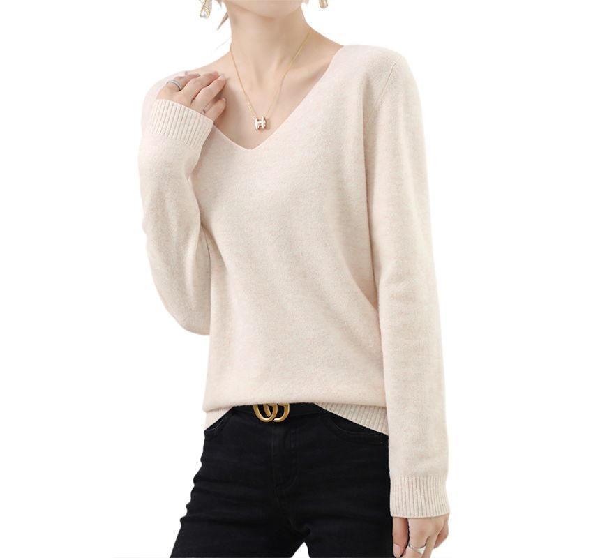 Long-Sleeve V-Neck Plain Woolen Knit Top