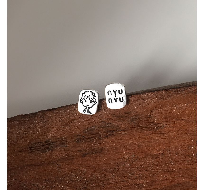 Stud Earring Cartoon