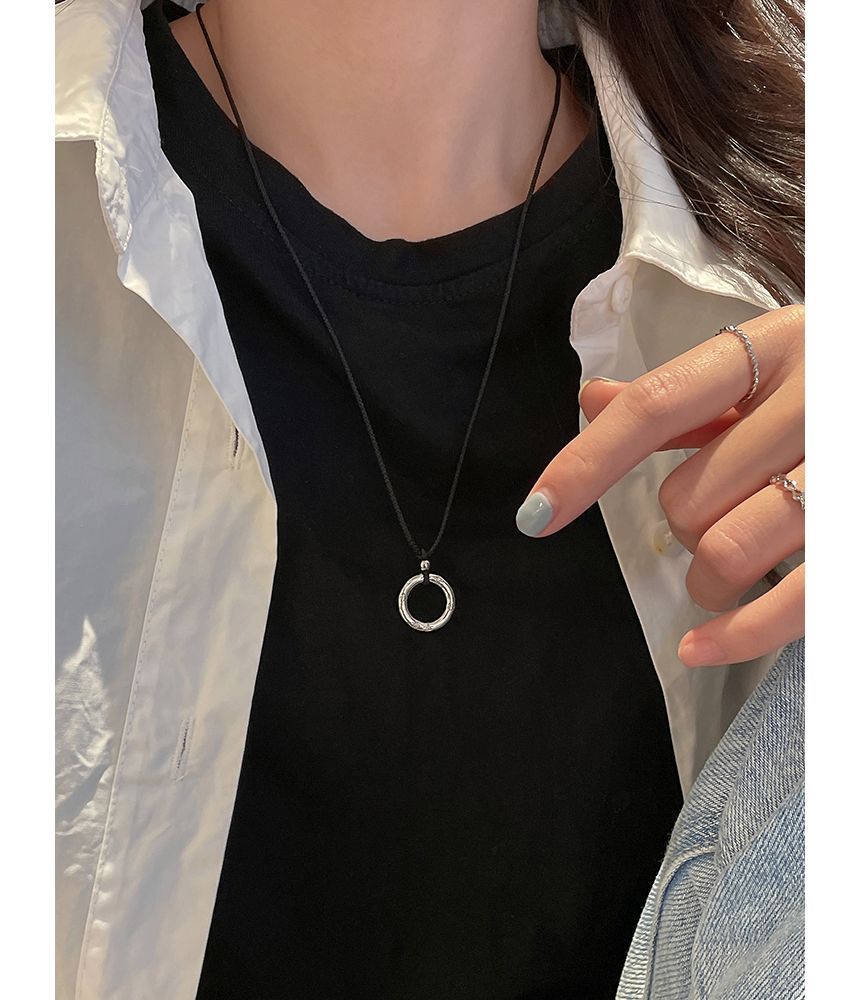 String Pendant Hoop Alloy Necklace