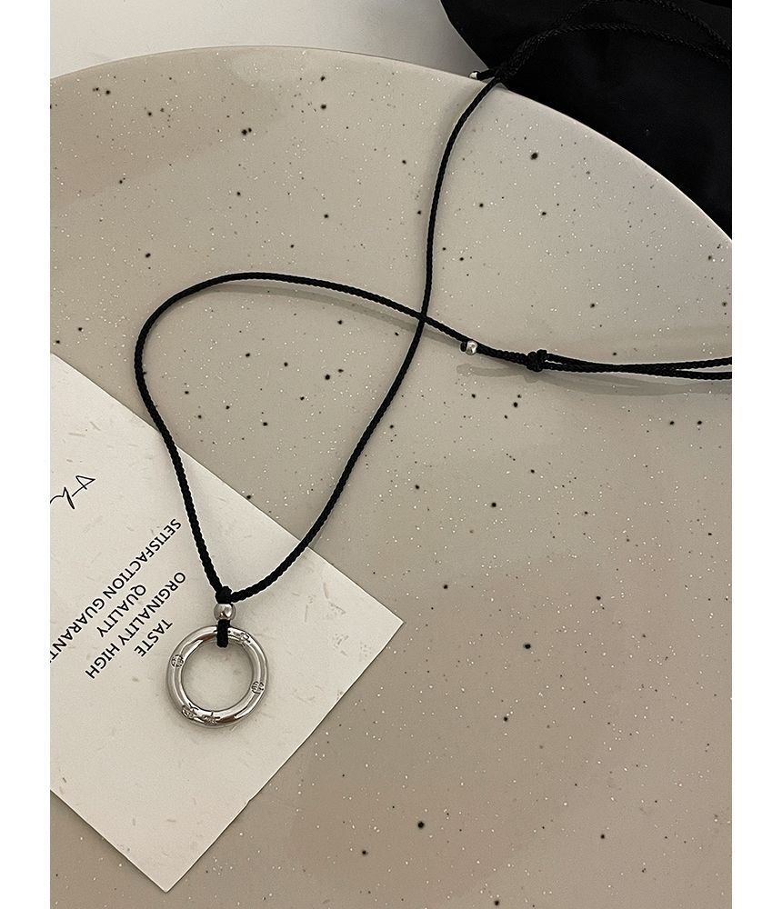 String Pendant Hoop Alloy Necklace