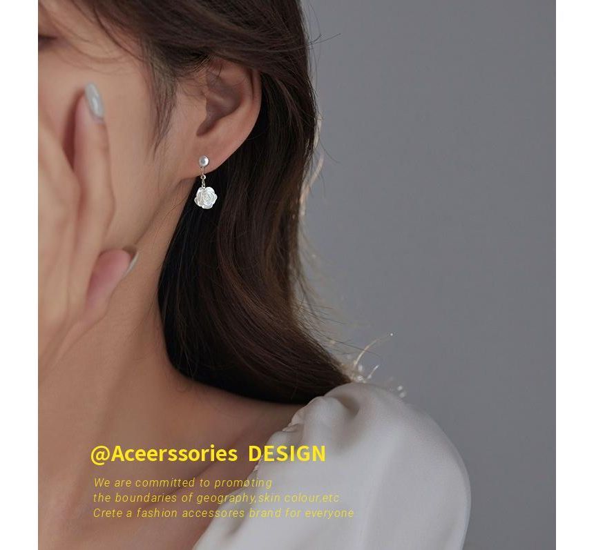 Dangle Sterling Floral Earring Silver