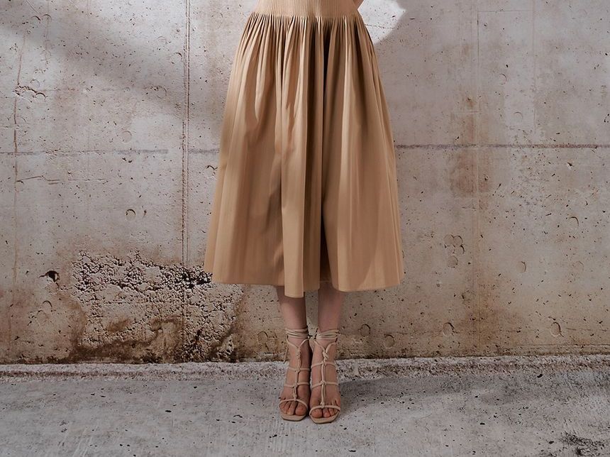 Cap-Sleeve V-Neck Plain Pleated Button Midi A-Line Dress