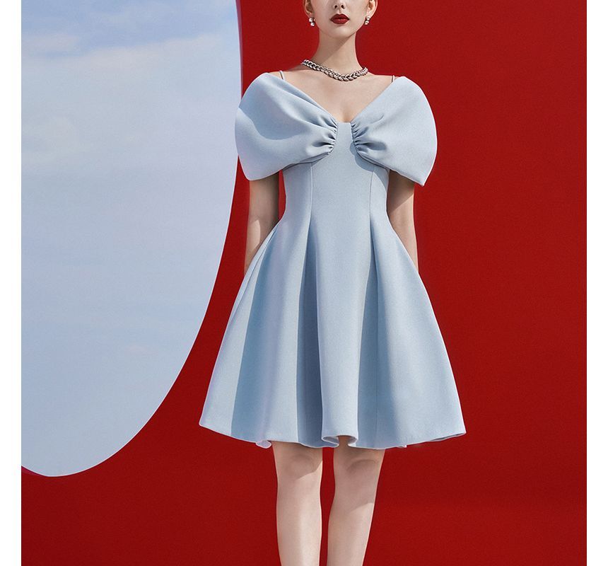 Short-Sleeve V-Neck Plain Ruched Mini A-Line Dress