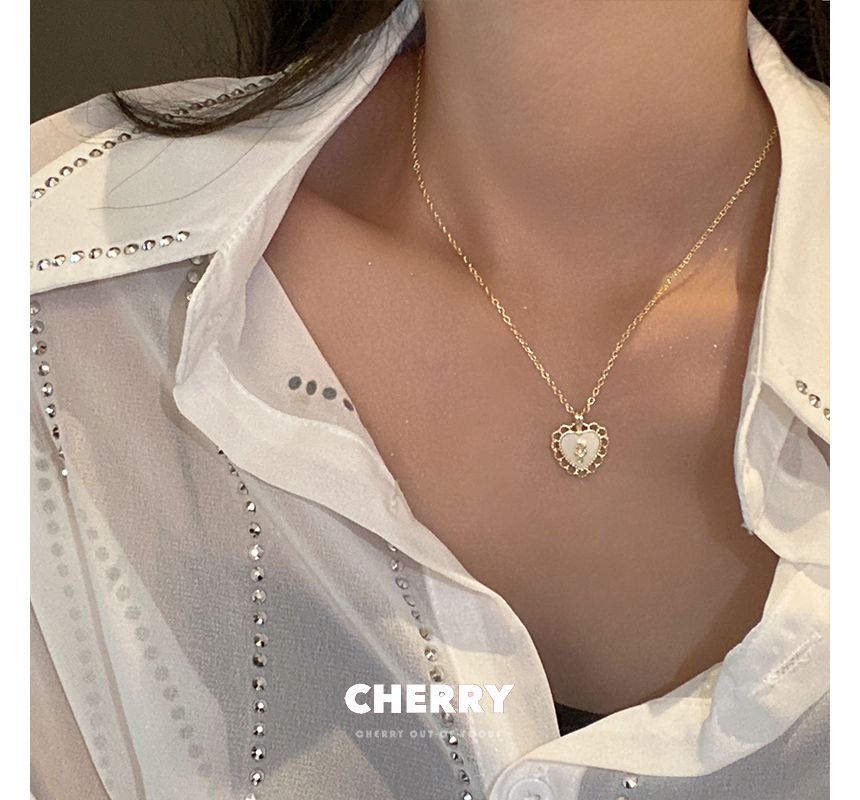 Perl (Various Faux Designs) Necklace