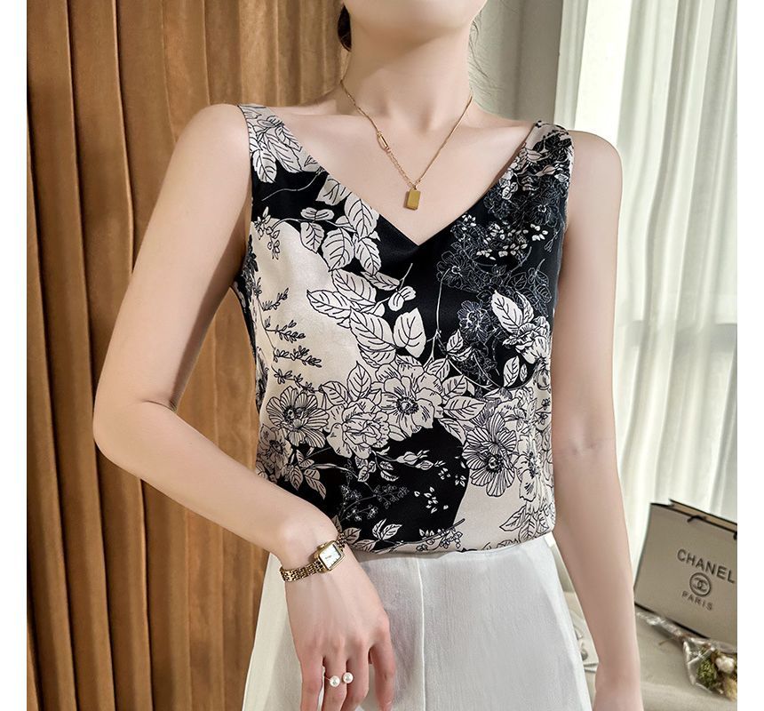 V-Neck Floral Print Cami Top