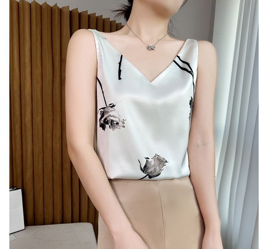 V-Neck Floral Print Cami Top