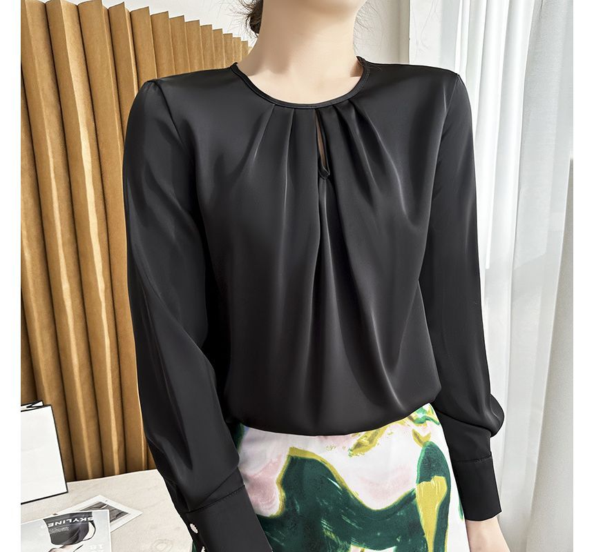 Long-Sleeve Round Neck Plain Blouse