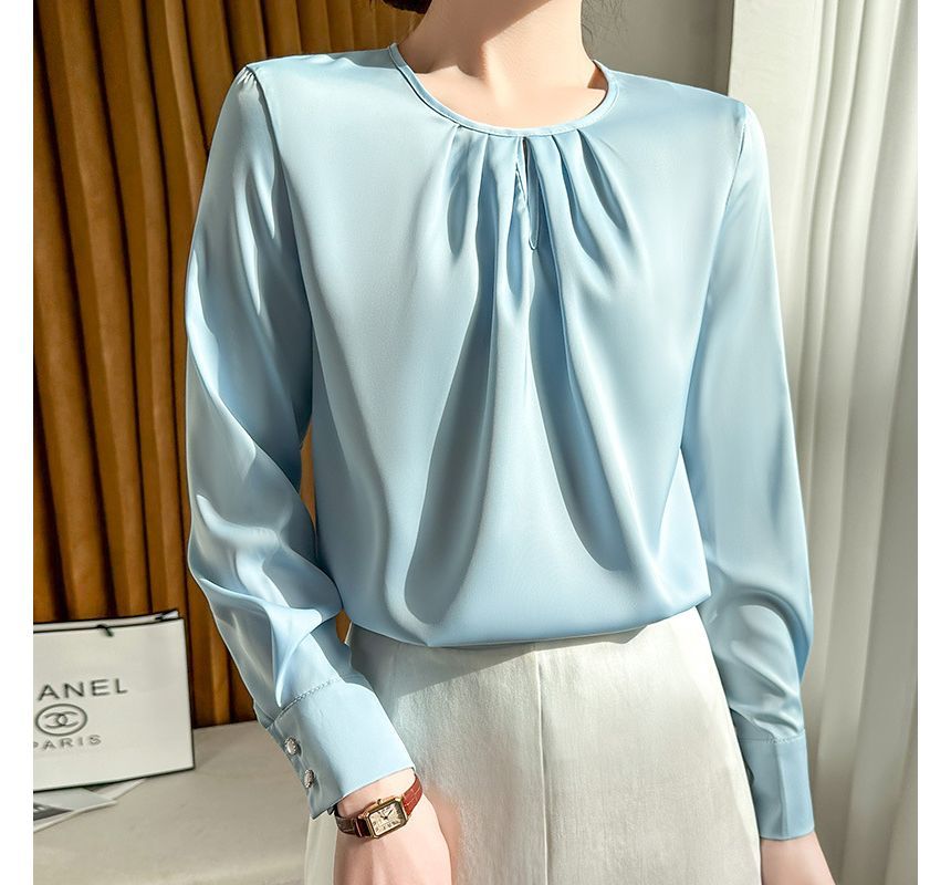 Long-Sleeve Round Neck Plain Blouse