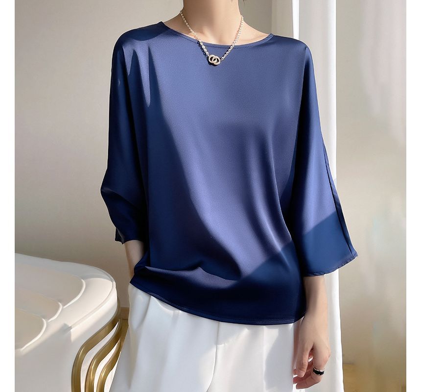 3/4-Sleeve Crew Neck Plain Blouse