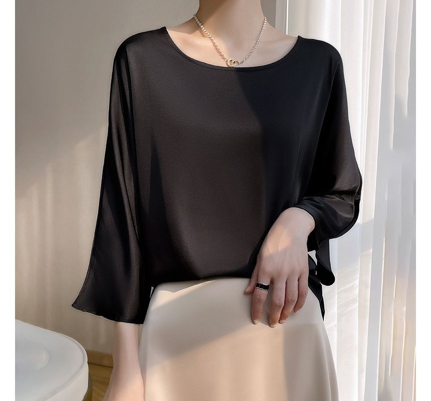 3/4-Sleeve Crew Neck Plain Blouse