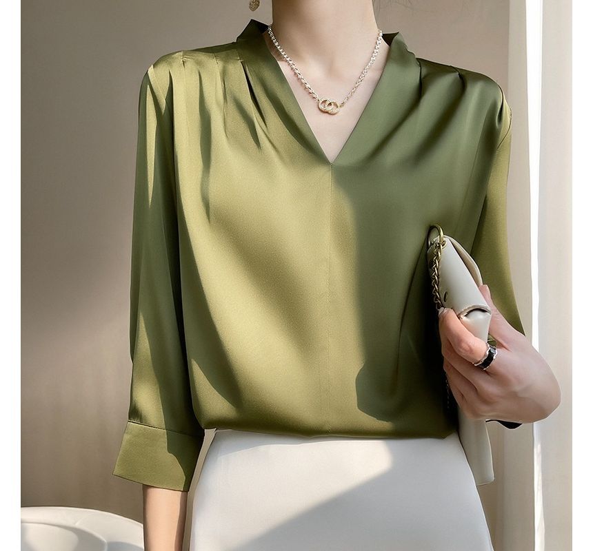 Long-Sleeve V-Neck Plain Blouse