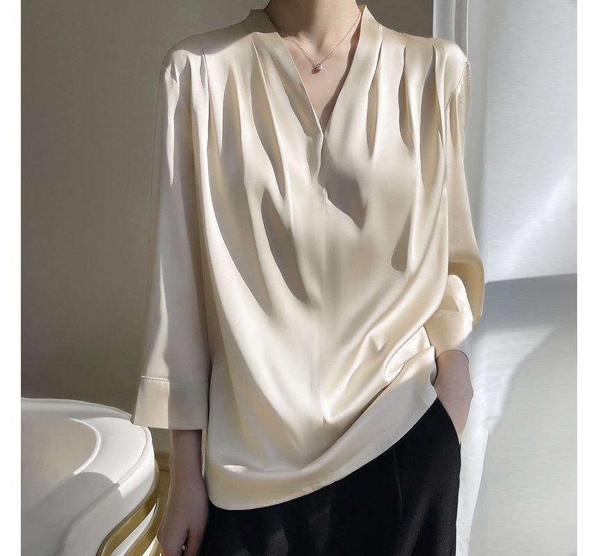 Long-Sleeve V-Neck Plain Blouse