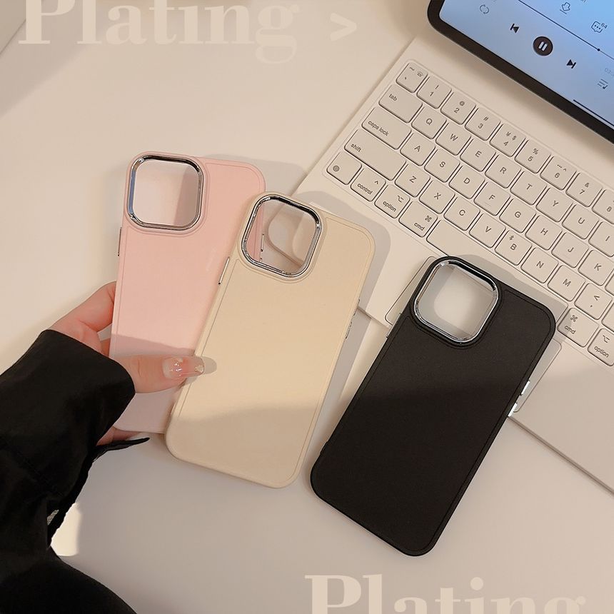 Plain Case Phone