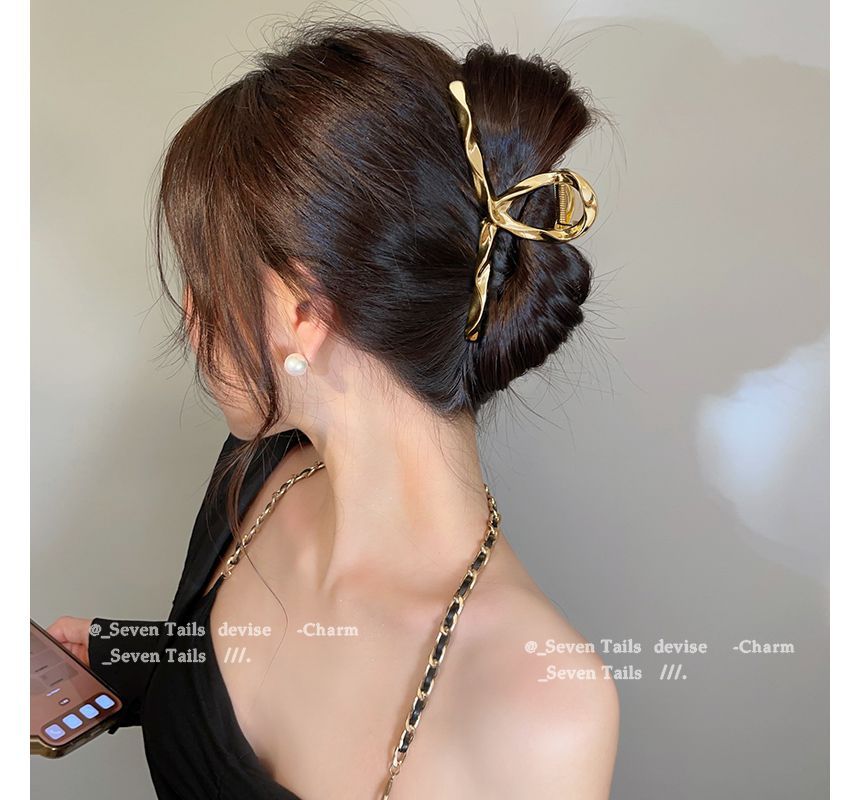 Faux designs) Pearl Clamp / Hair Alloy (various Twisted
