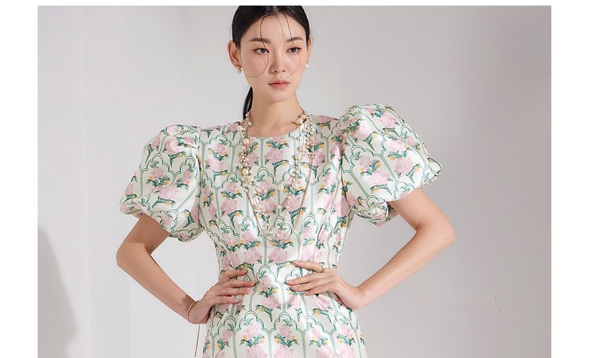 Puff-Sleeve Crew Neck Floral Midi Sheath Dress