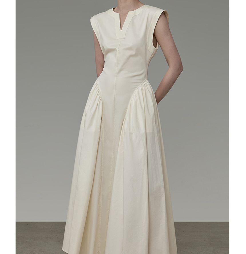 Sleeveless Notch Neck Plain Midi A-Line Dress