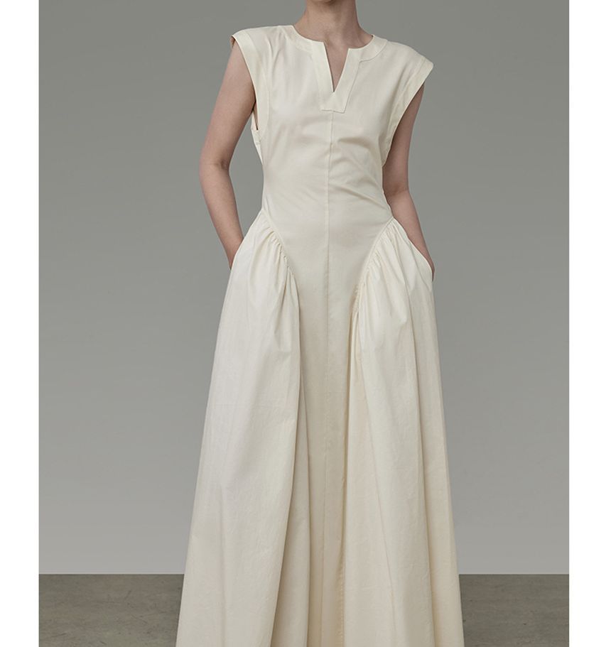 Sleeveless Notch Neck Plain Midi A-Line Dress