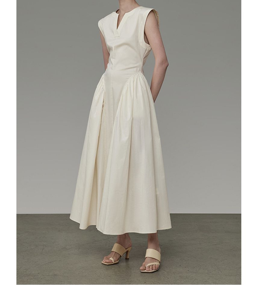 Sleeveless Notch Neck Plain Midi A-Line Dress