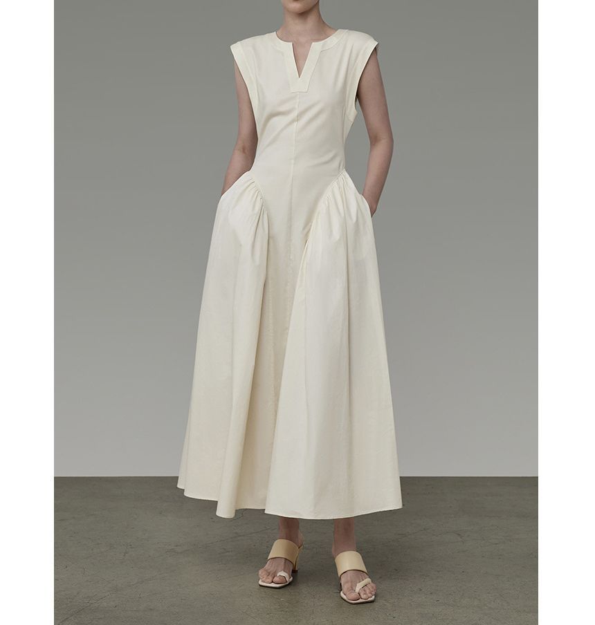 Sleeveless Notch Neck Plain Midi A-Line Dress