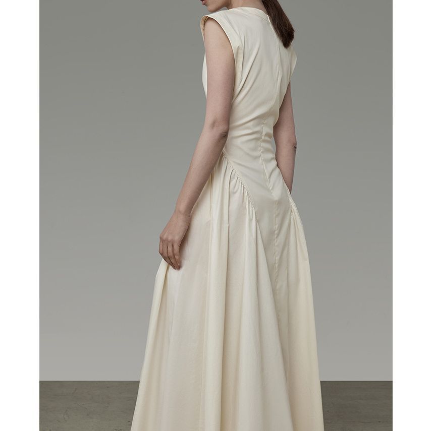 Sleeveless Notch Neck Plain Midi A-Line Dress