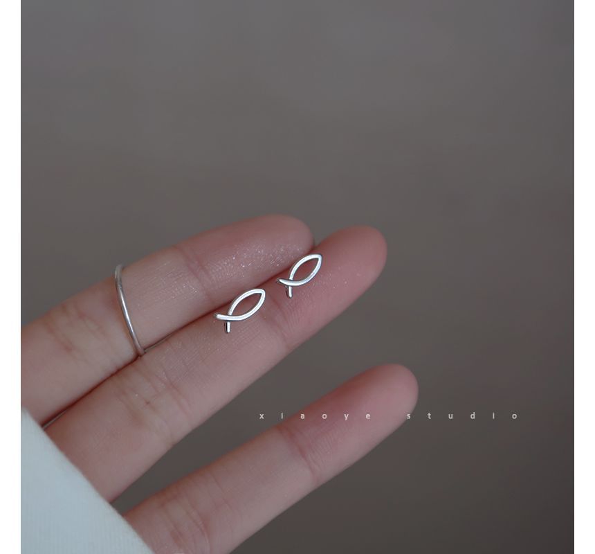 Silver Fish Sterling Earring