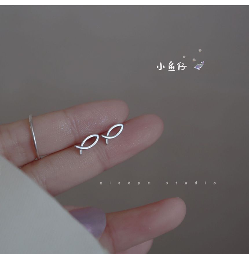 Silver Fish Sterling Earring