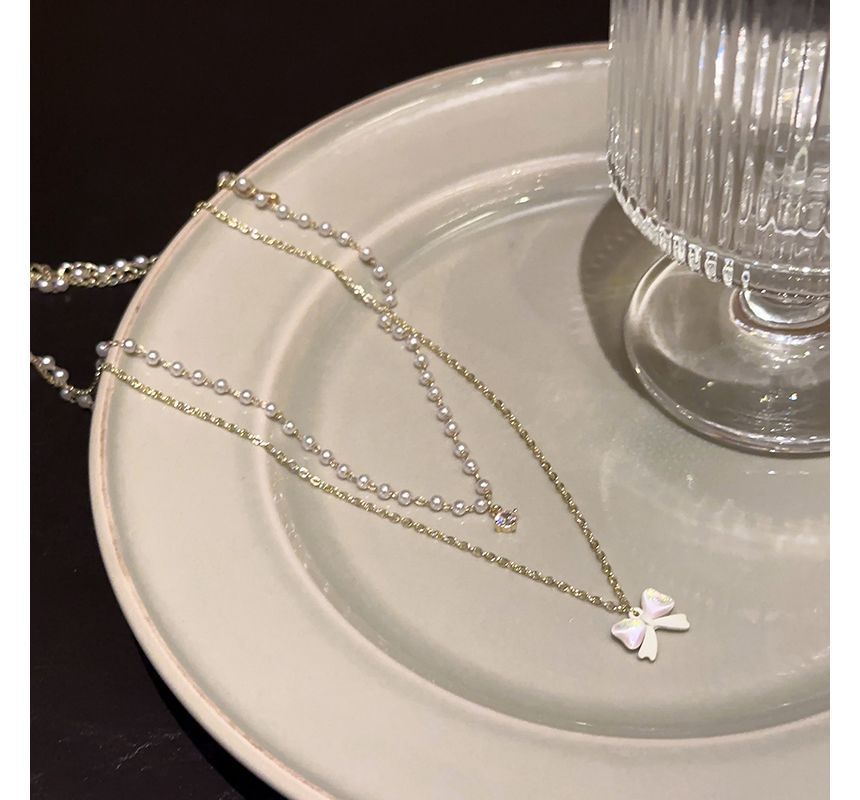 Faux Layered Pearl Necklace