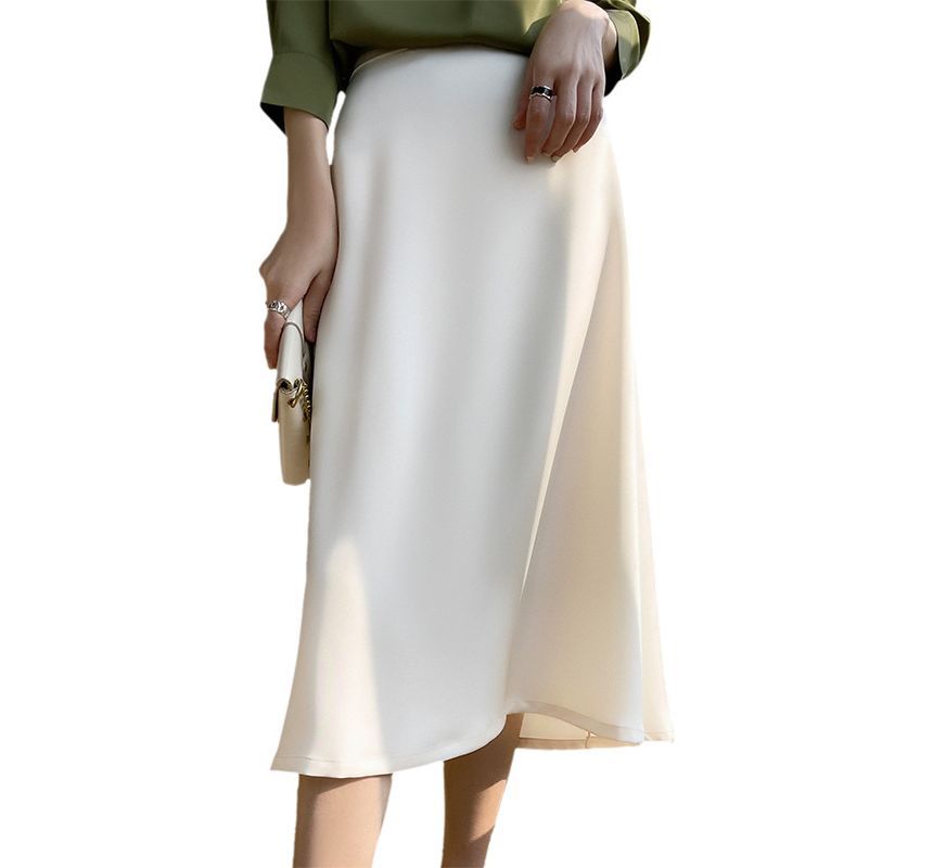 Mid Rise Plain Midi A-Line Skirt
