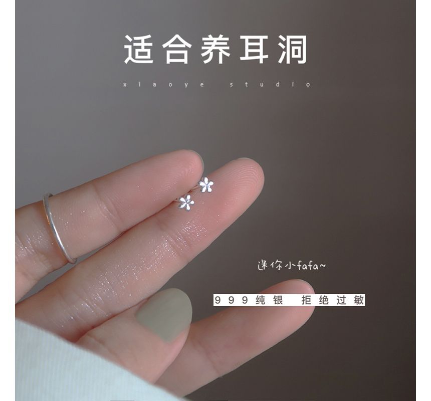 Earring Floral Stud Silver