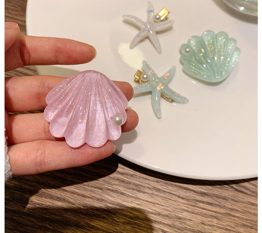 Resin Starfish Hair Shell / Clip Pearl Faux