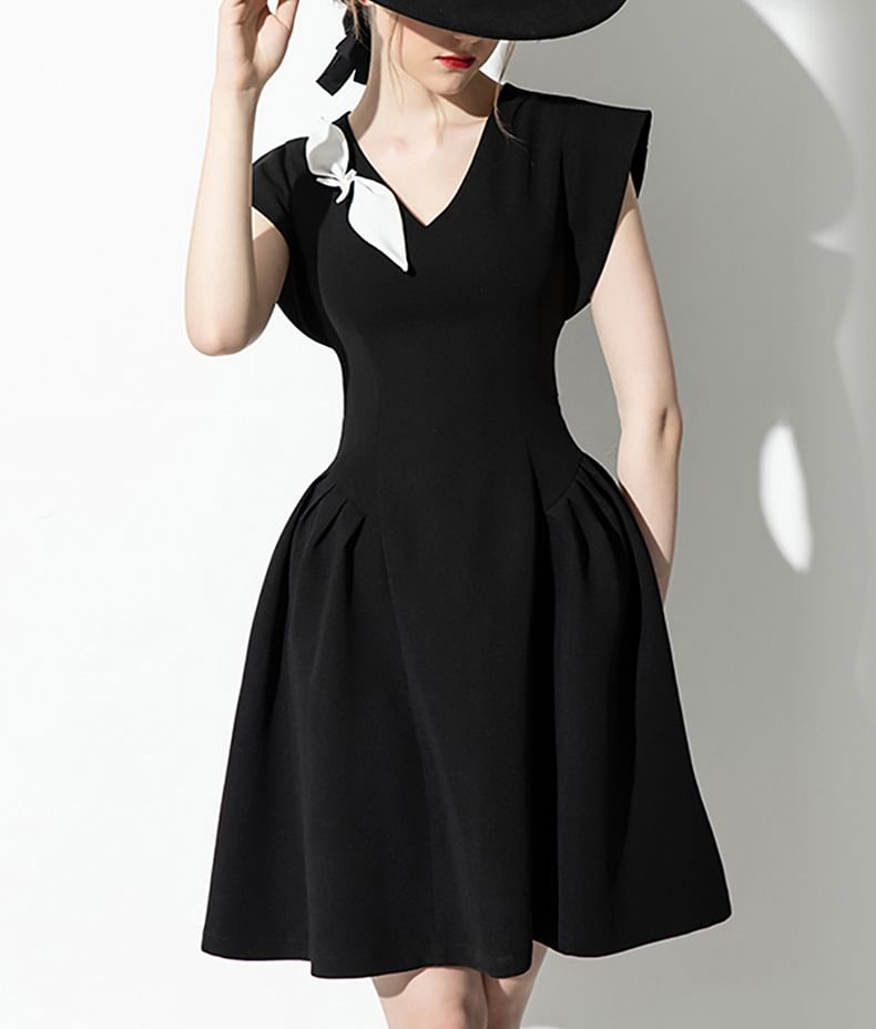 Sleeveless V-Neck Floral Plain Mini A-Line Dress