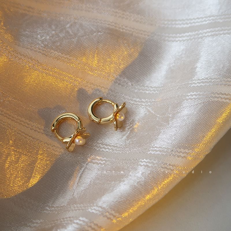 Flower Earring Sterling Silver Pearl Huggie Faux
